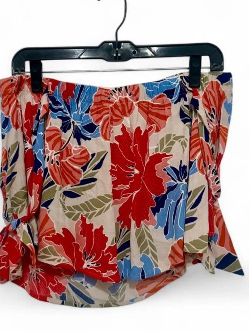 ASTR The Label Tropical Floral Wrap Skort Shorts – Size M